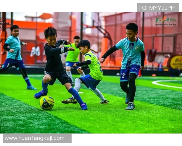 足球明星真实立牌展示图集带你领略球场魅力与明星风采