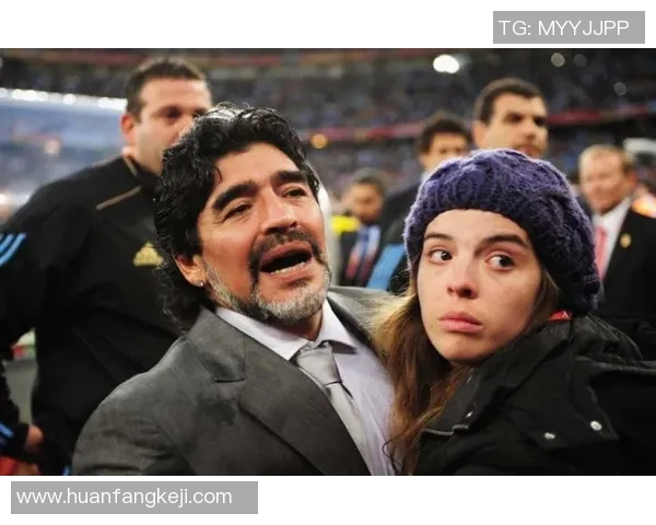 足球明星私生子背后的秘密与真相揭示了名人生活的另一面