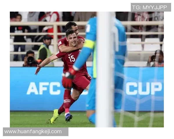 卡塔尔足球明星风采展示视频带你领略绿茵场上的传奇与魅力